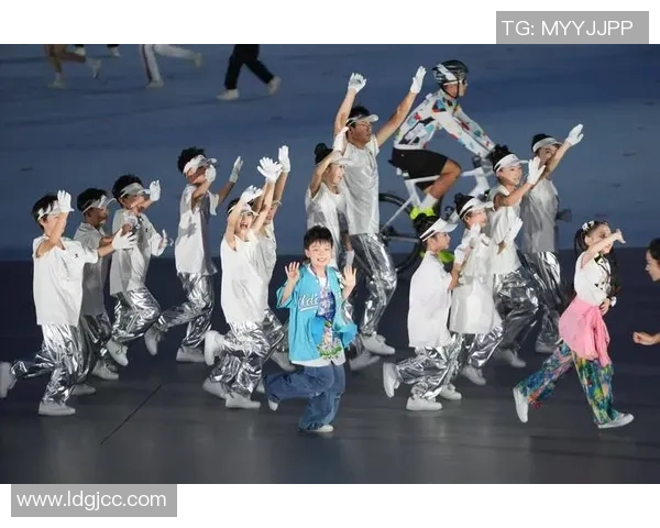 成都街舞队的现状分析与未来发展趋势探讨